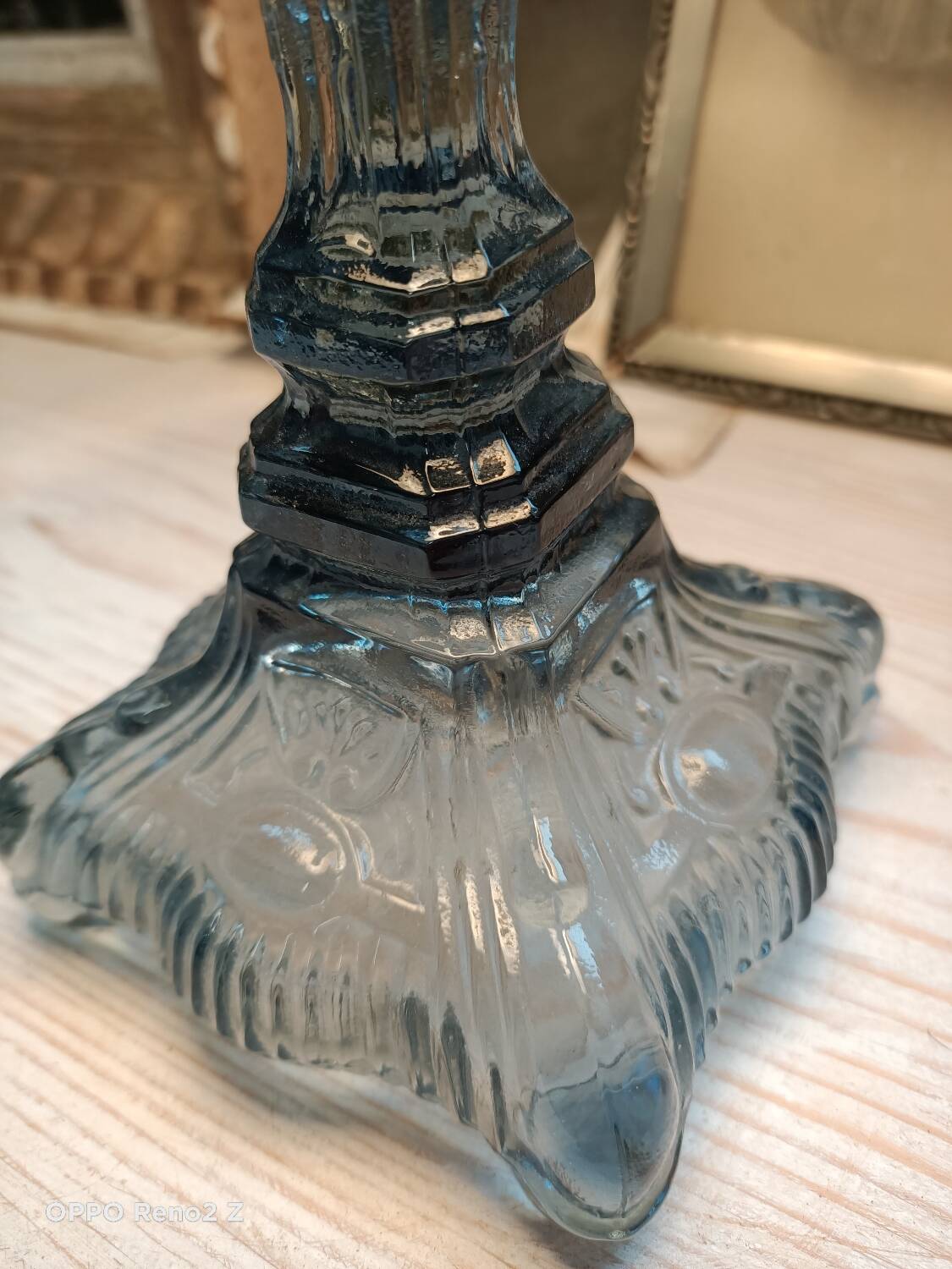 Paire de lampes en verre bleuté