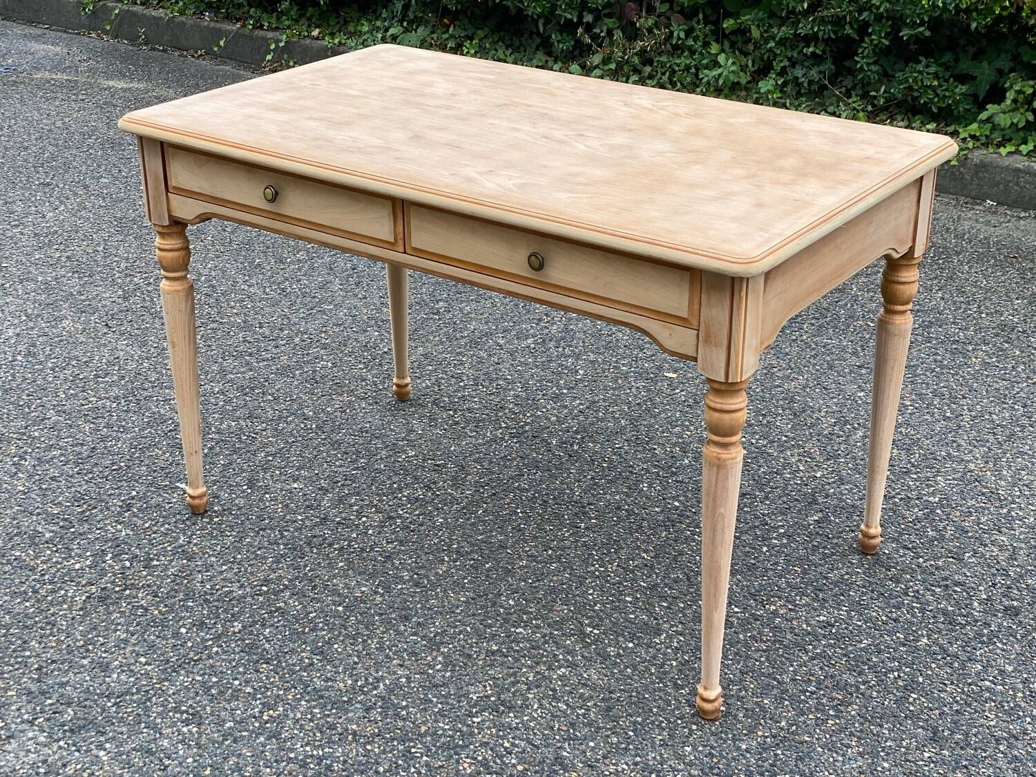 Louis XVI style presidential desk renovated in raw wood 120cm