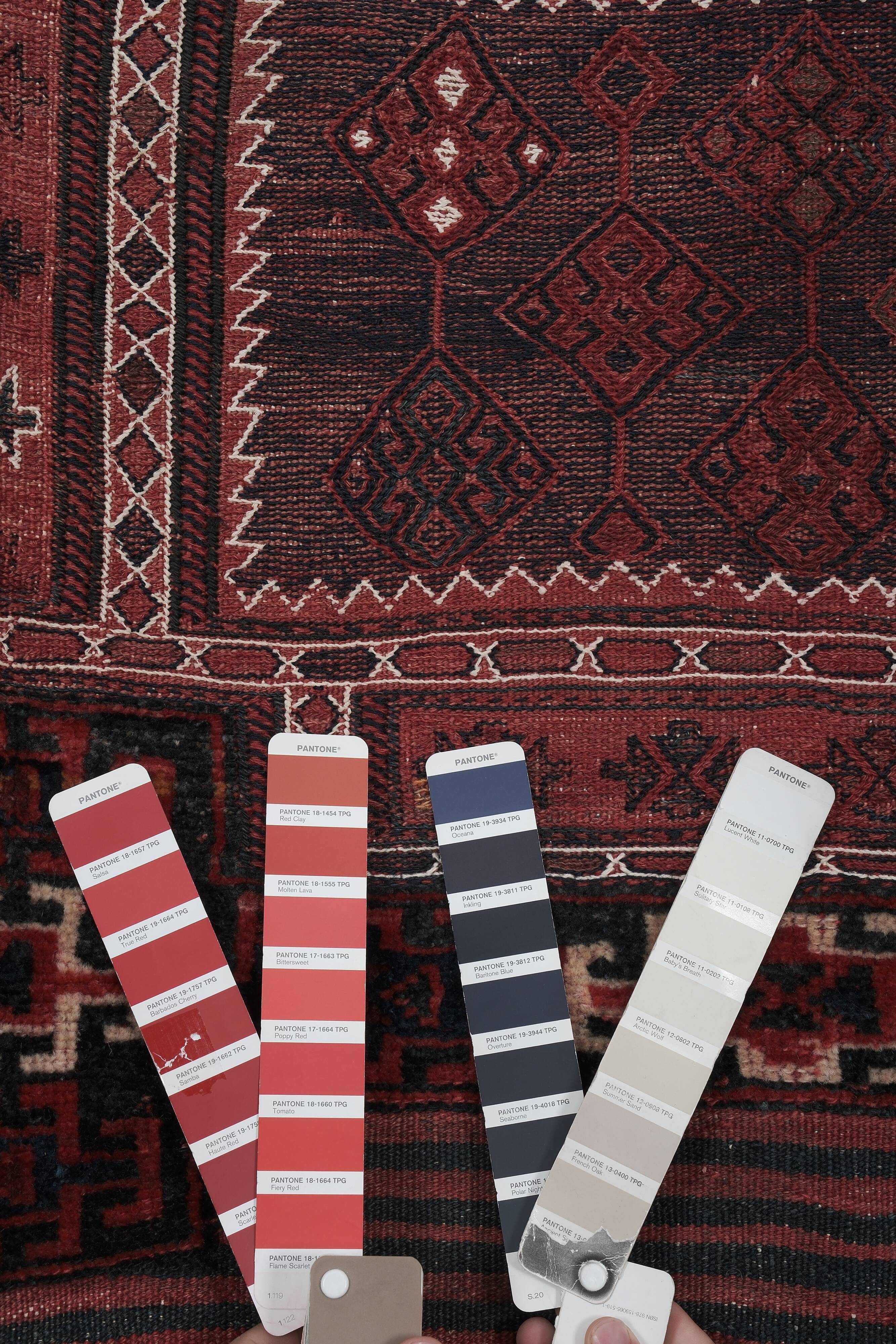 Vintage Turkish Oushak Rug Handwoven 95x235 cm