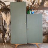 Asymmetrical wardrobe with compass legs