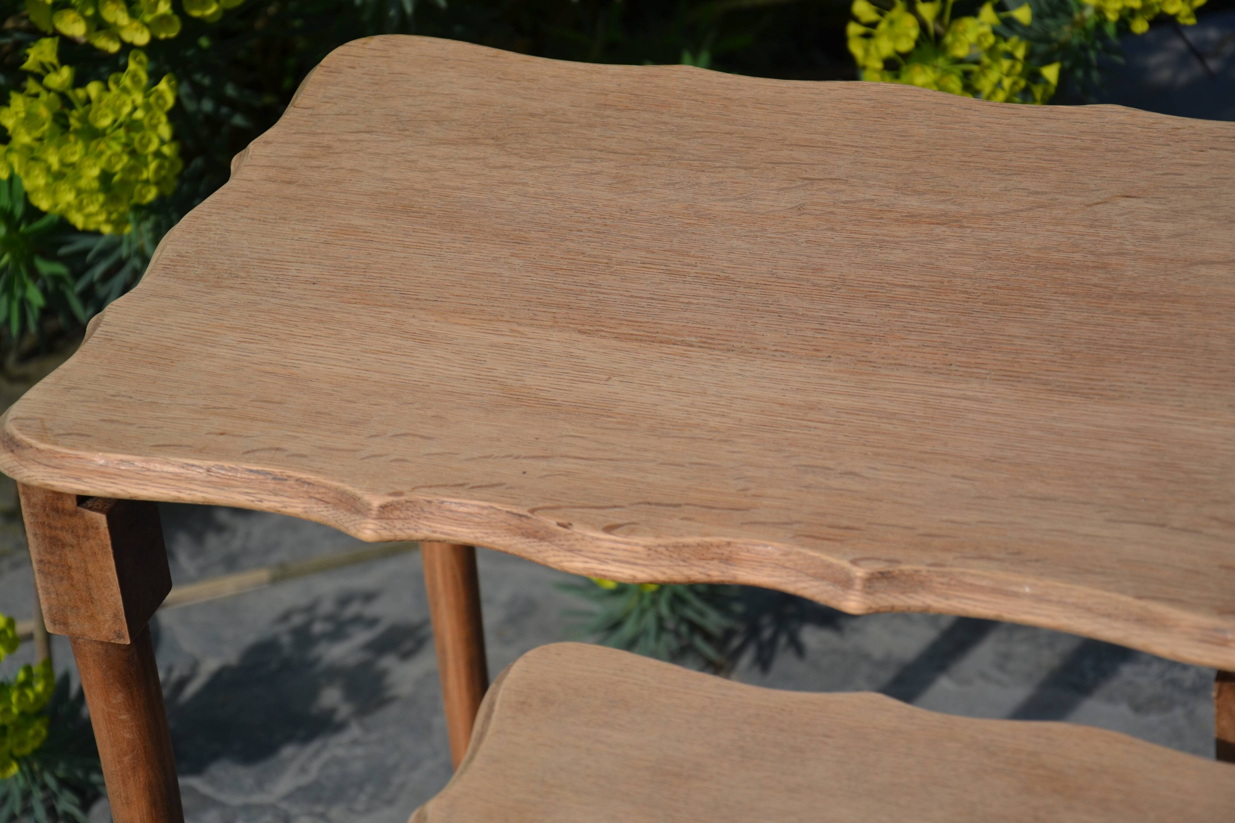 Nesting tables in oak from the 1930s.