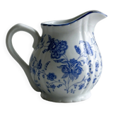 Pot à lait en porcelaine blanche