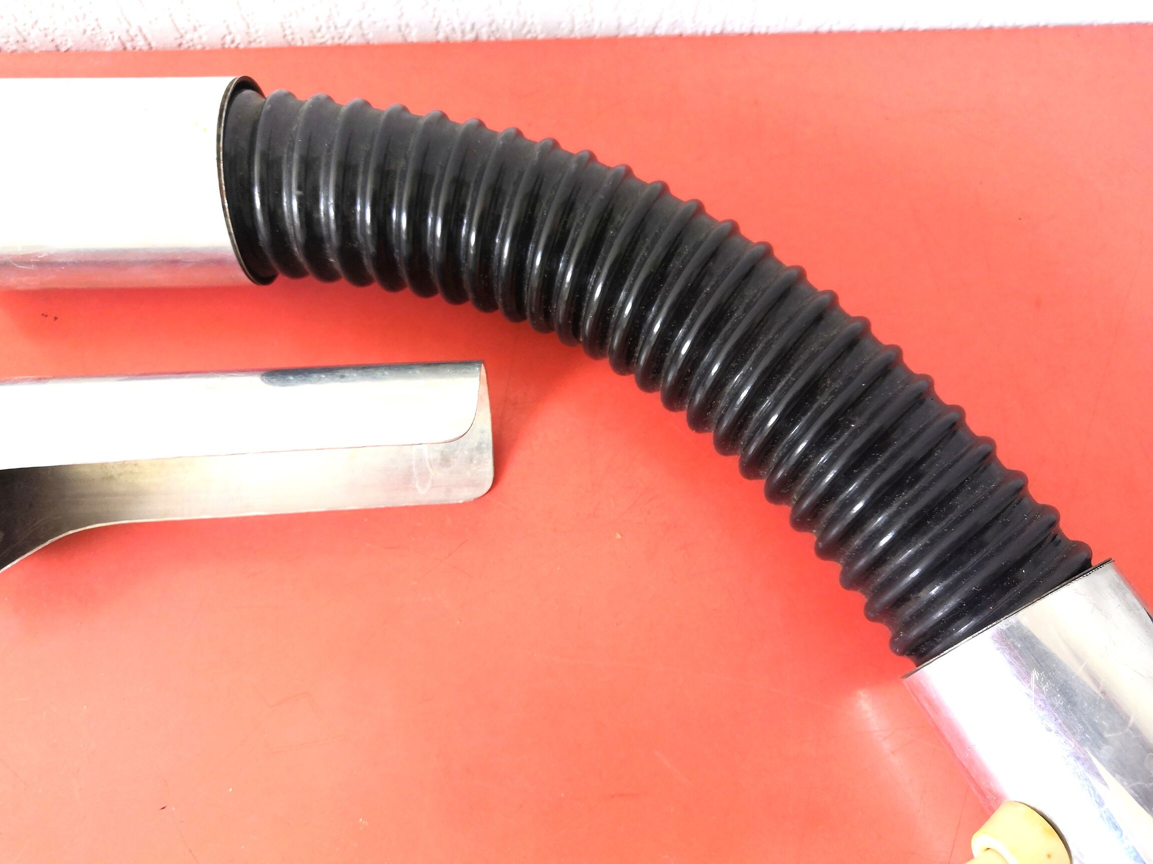 Pair of flexible hose bed lamp design 70s