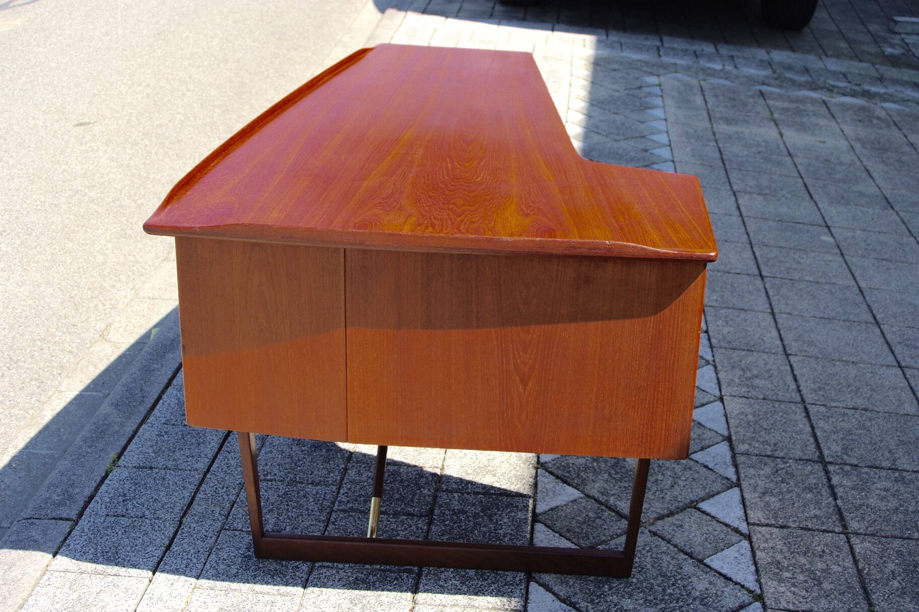 Vintage boomrang desk by peter lovig nielsen 1960s