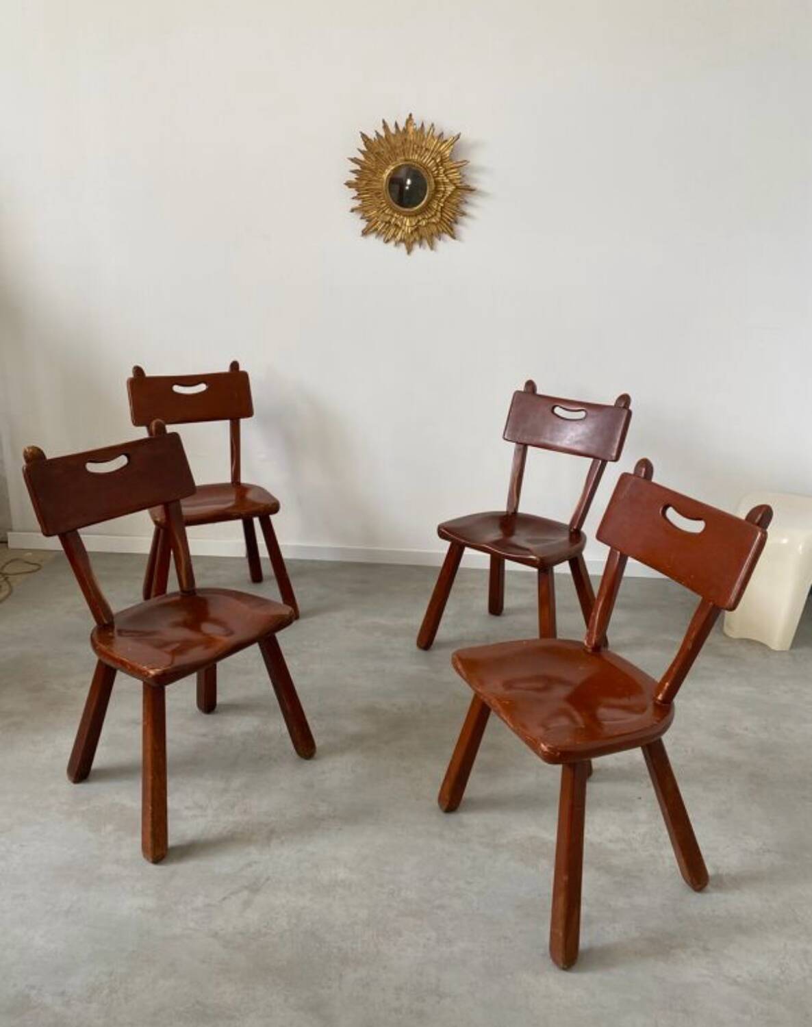 Set of 4 Imperial Loyalist brutalist wooden chairs, vintage 60s design