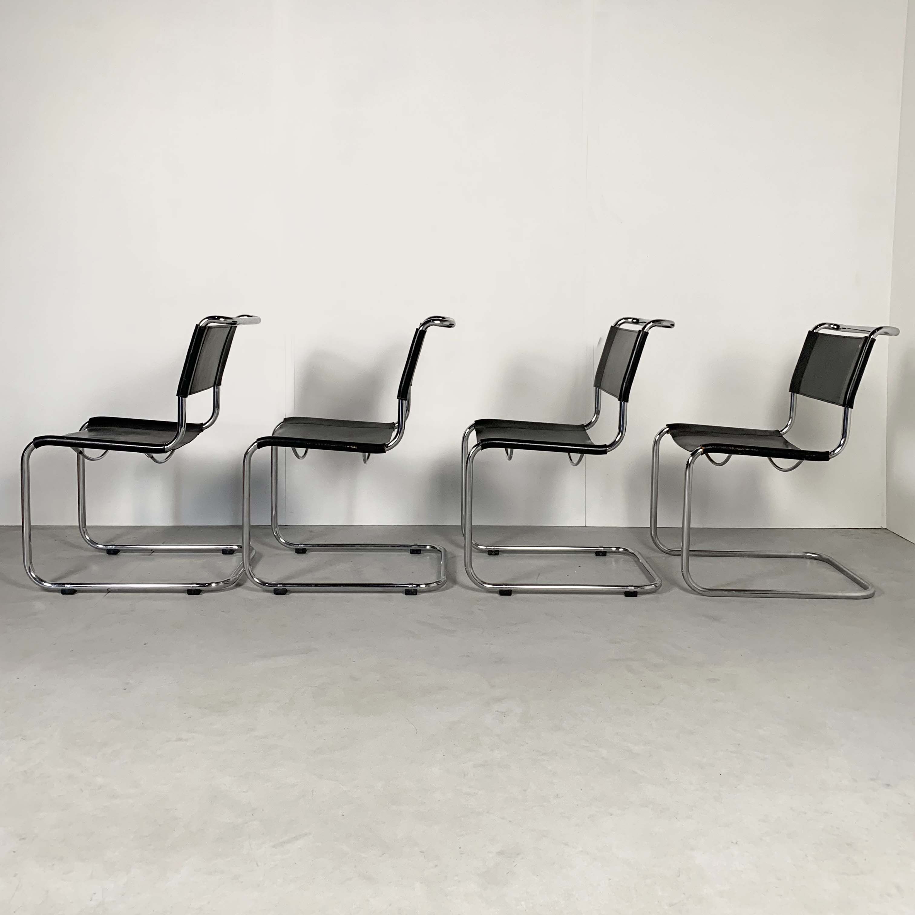 Set of 4 B33 leather chairs by Marcel Breuer, Thonet edition 1930