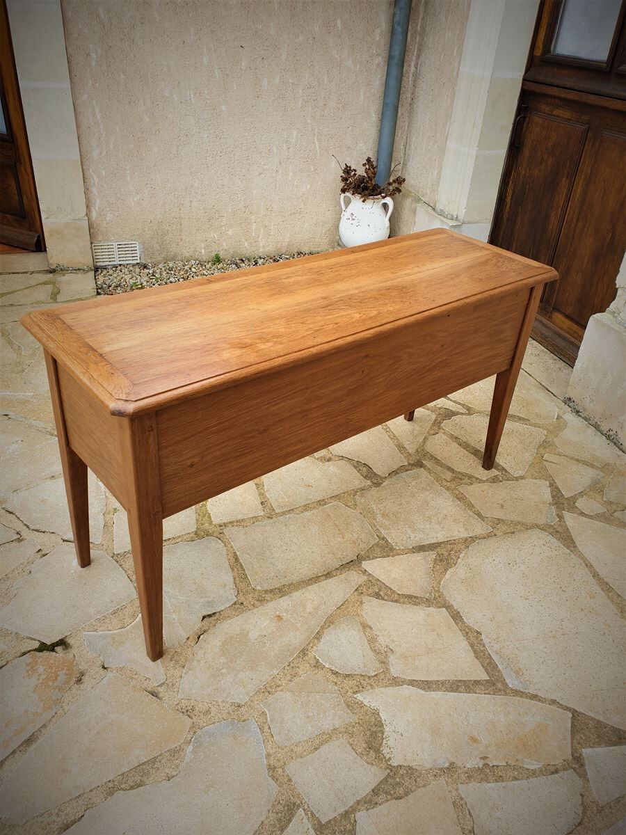 Former pharmacist desk