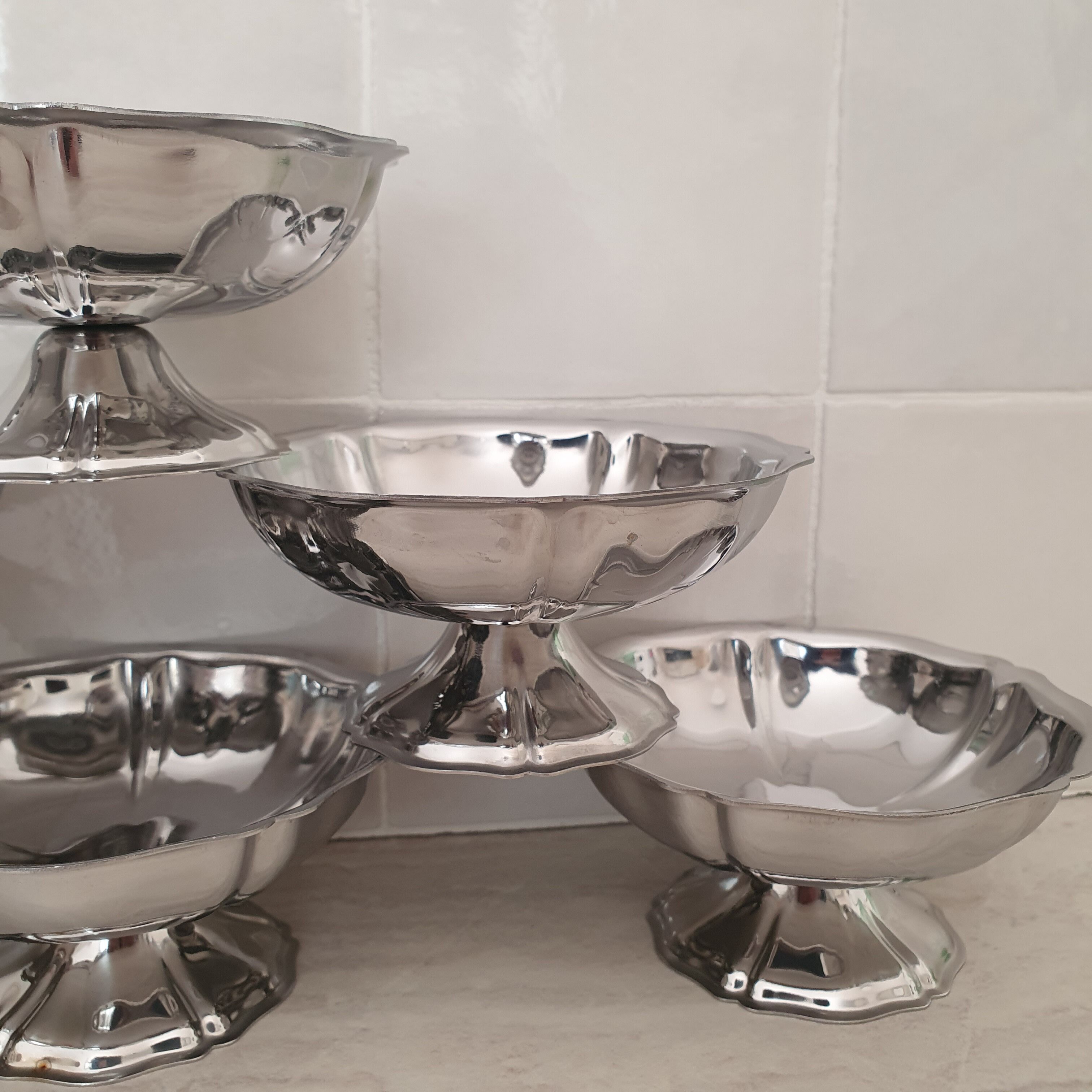 6 dessert bowls by Guy Degrenne in 18/10 stainless steel