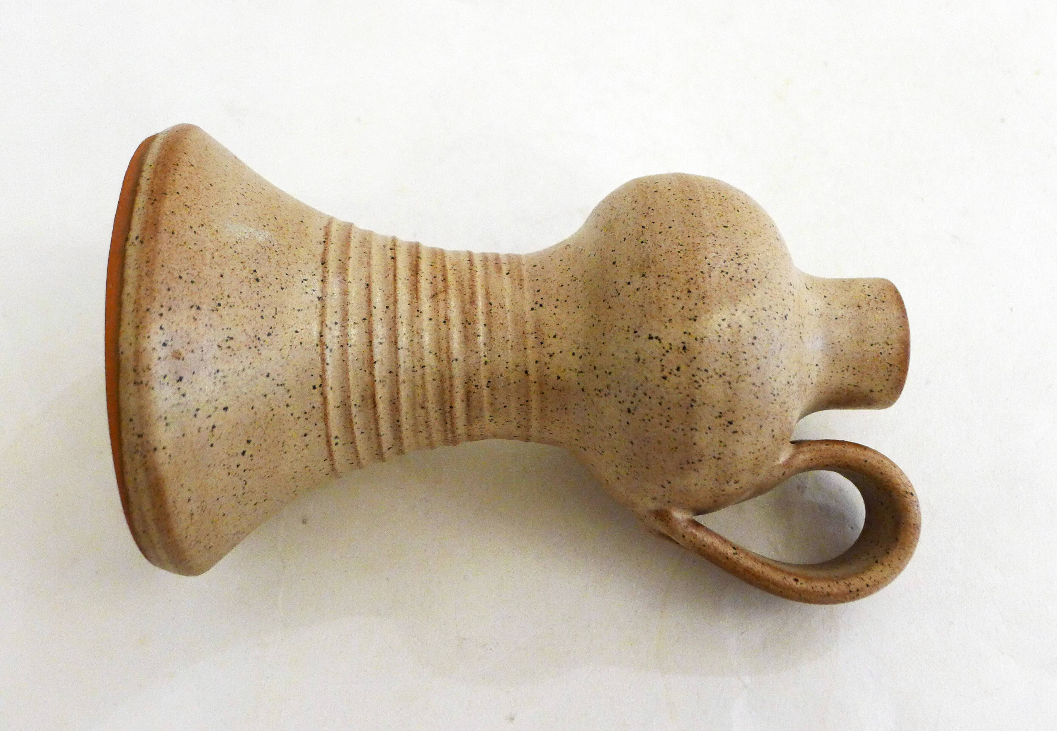 Pichet bouteille en grès Vallauris