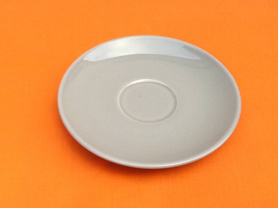 2 coffee / tea / chocolate cups / saucers glazed ceramic