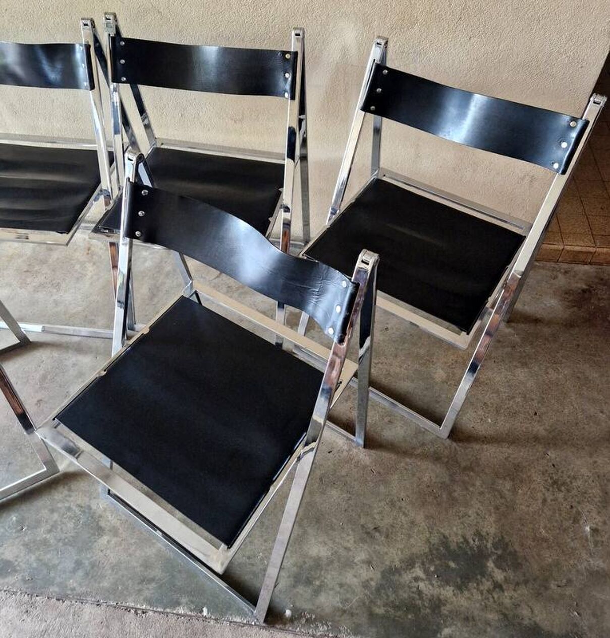 Fontoni and Geraci - Series of 5 folding chairs in chrome Fontoni and Geraci - Series of 5 folding chairs in chrome