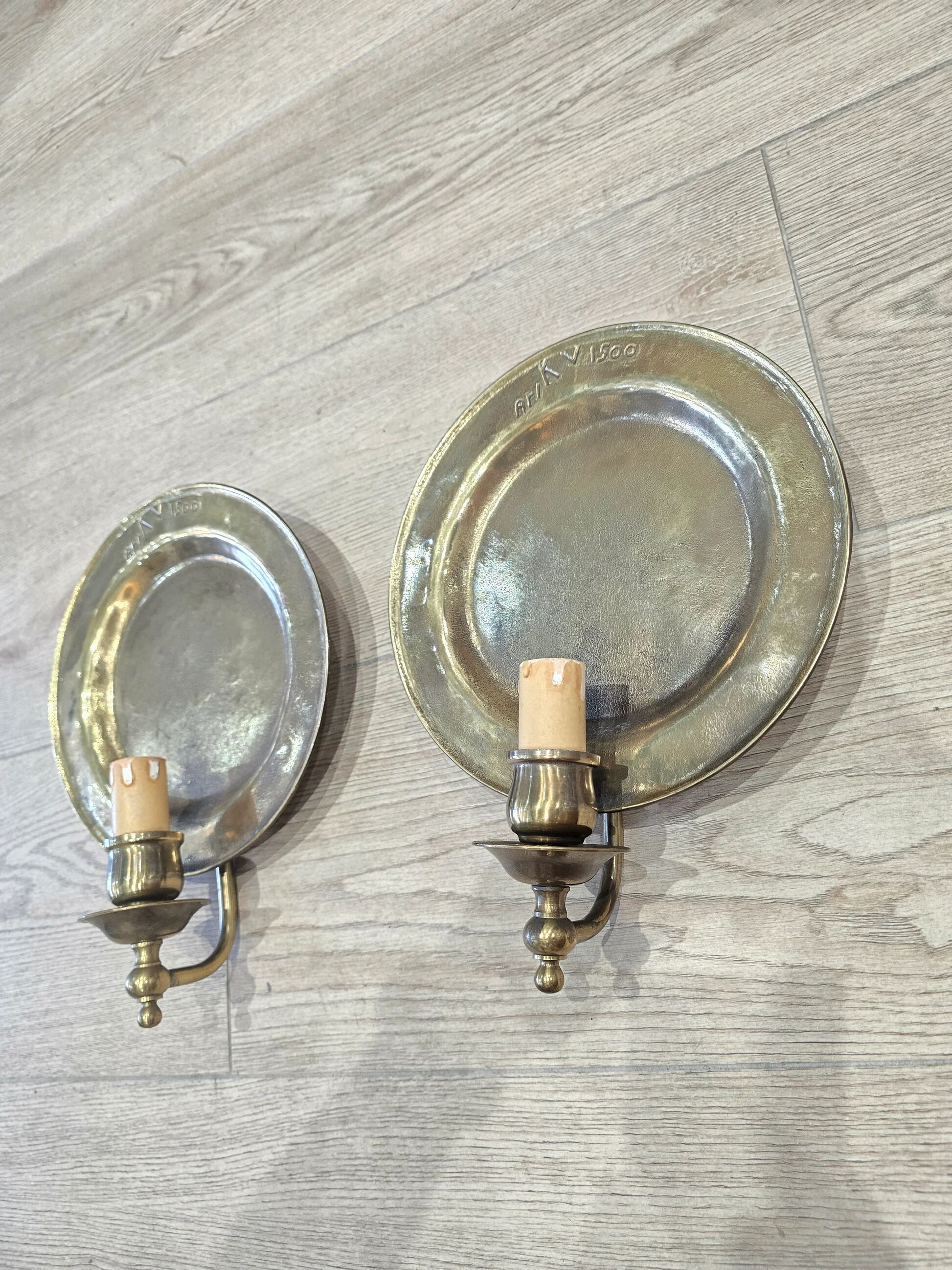 Set of 2 vintage wall sconces Ari KV 1500 – patinated bronze – Ø 25 cm