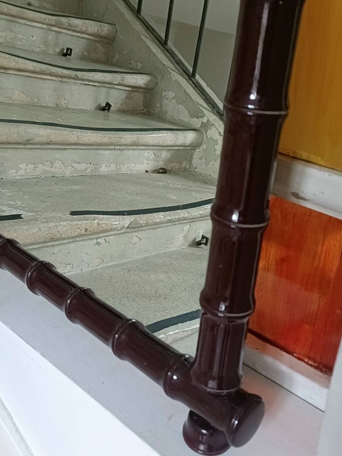 Vintage bamboo style mirror