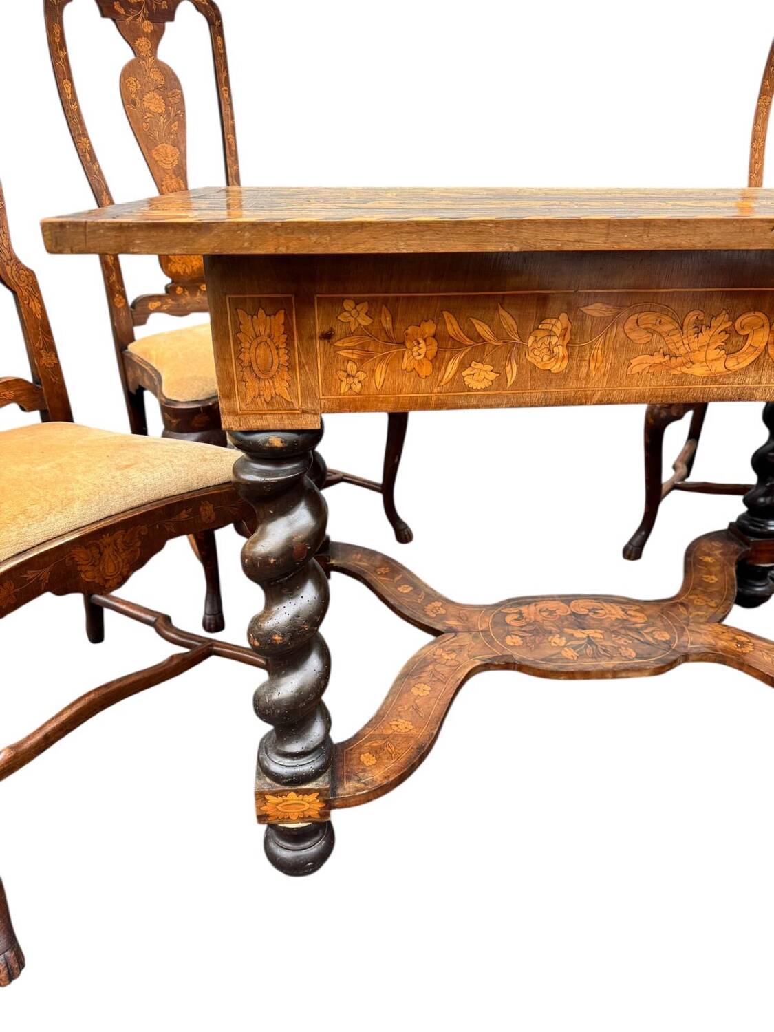 Dutch salon 1900, table and 4 chairs in marquetry stamped IDRAC.