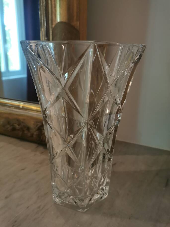 Crystal vase