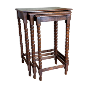 Trois tables gigognes