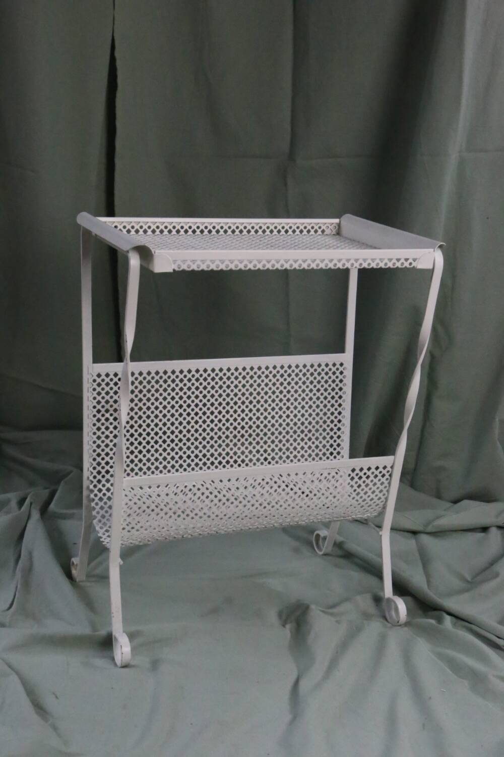 Mategot style magazine rack