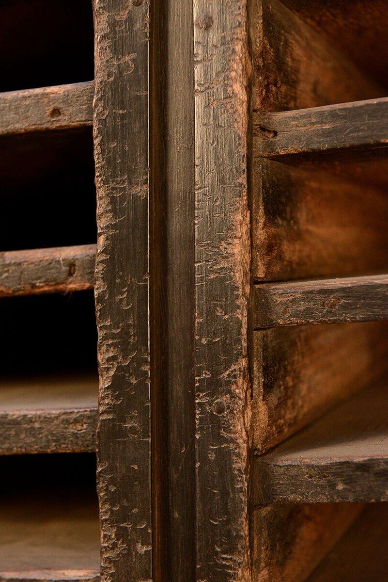 Meuble de trie postal