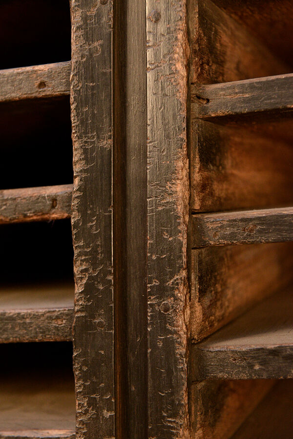 Meuble de trie postal