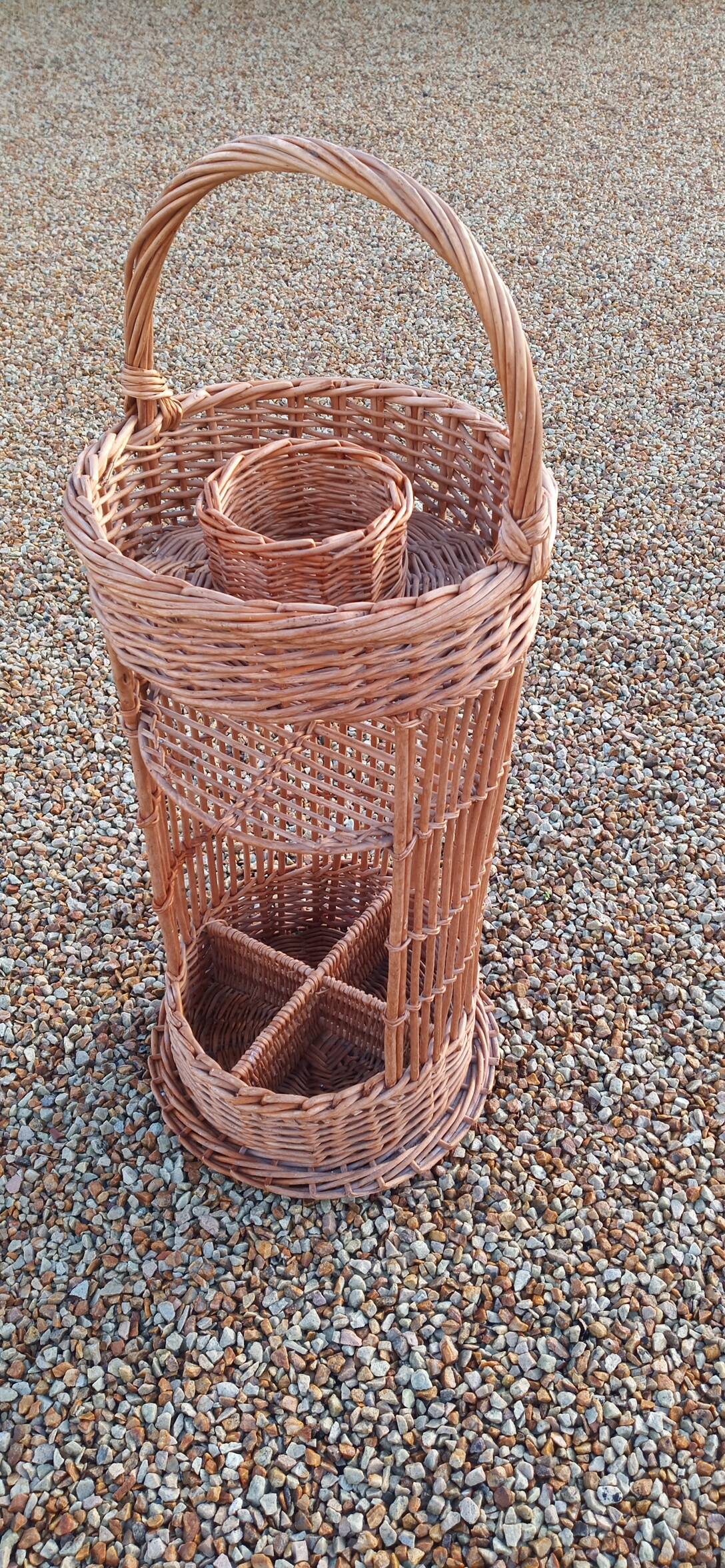 Vintage bottle holder basket
