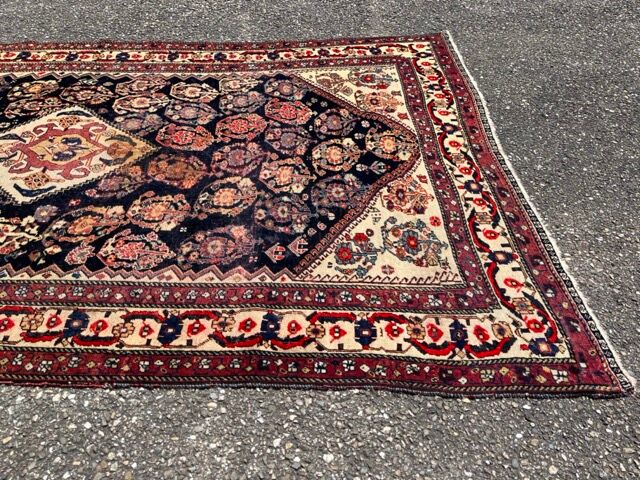 Antique kashkuli qashqai / Southwestern Persian carpet circa 1900
