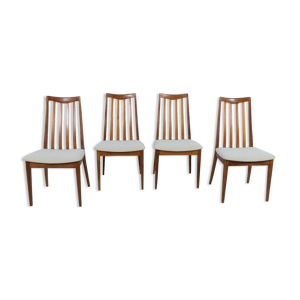 4 chaises par Leslie