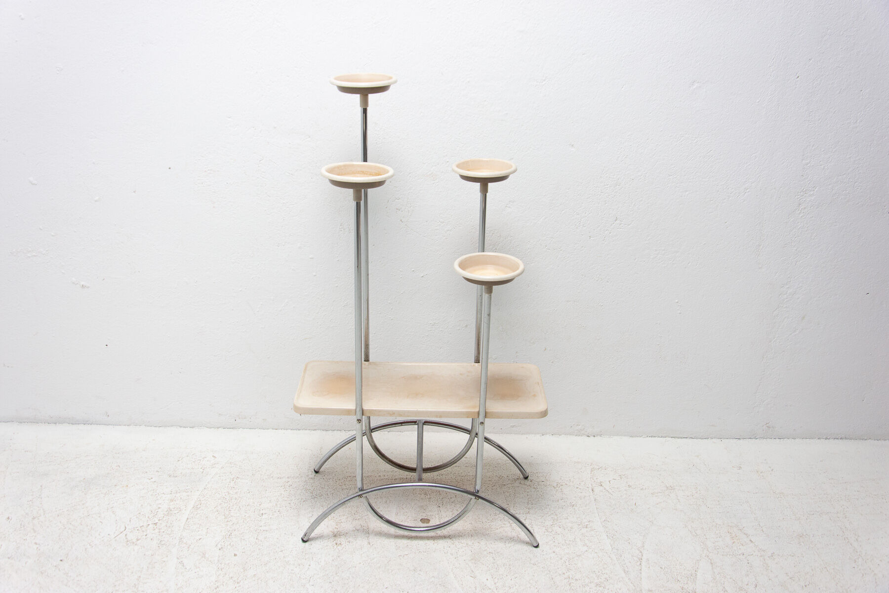 Tubular steel flower stand Bauhaus, 1930´s, Czechoslovakia