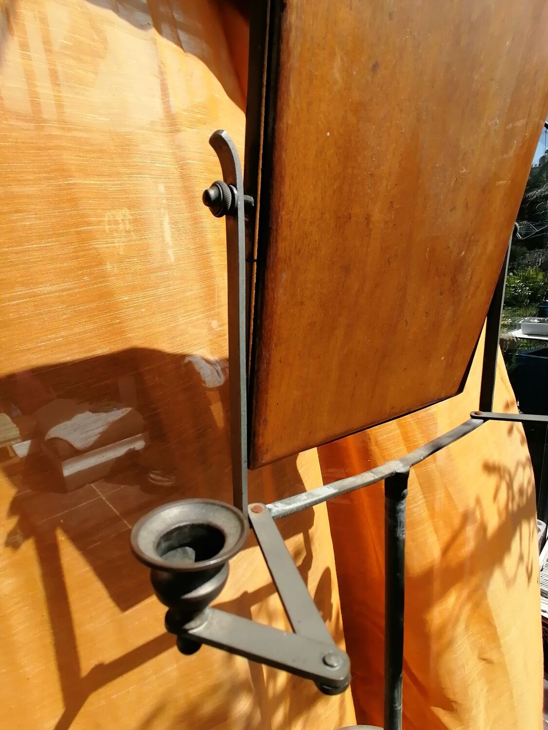 Barber's mirror on telescopic stand 1920 43x35cm