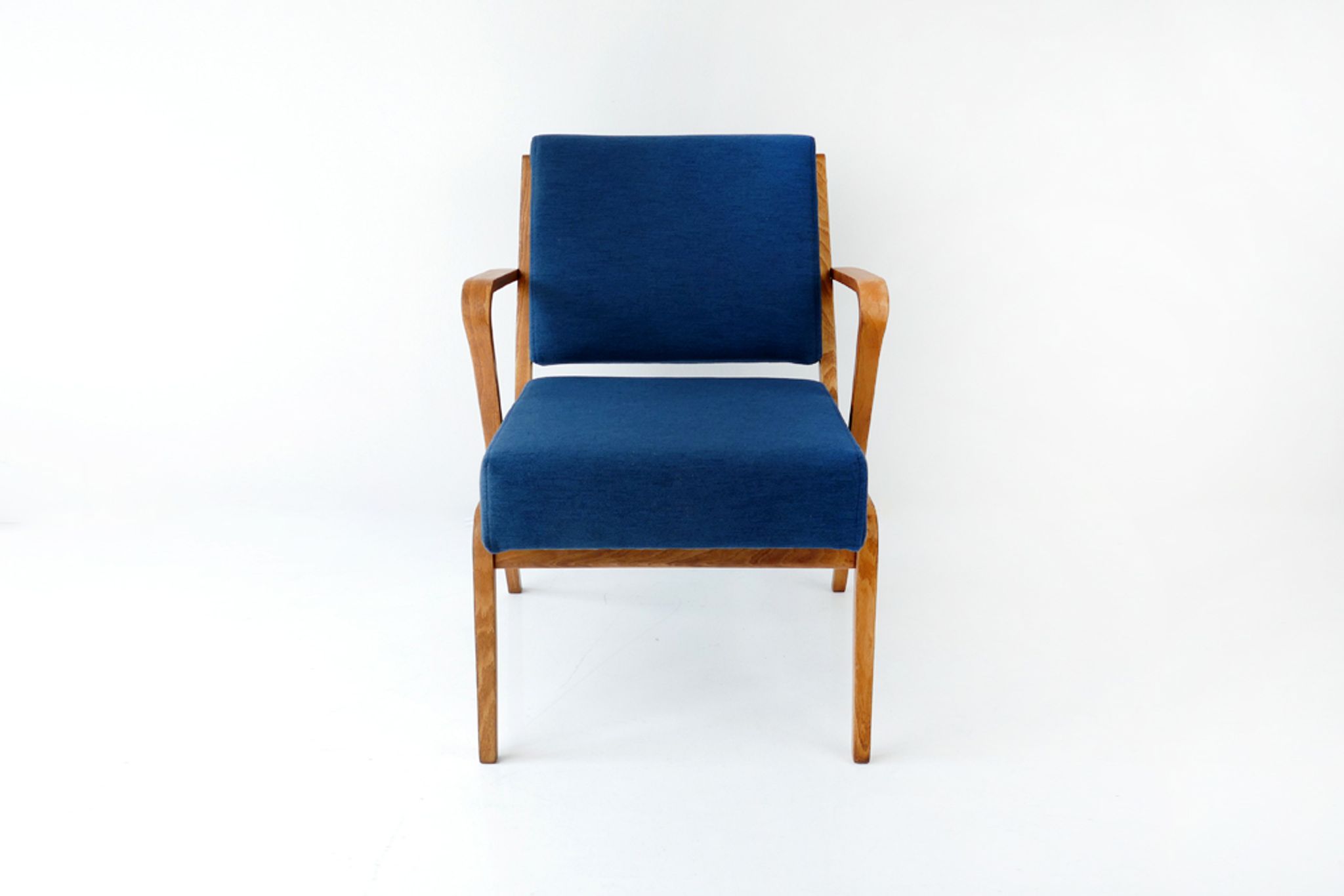 Pair of armchairs par Selman Selmanagic pour Veb Deutsche Werkstätten Hellerau