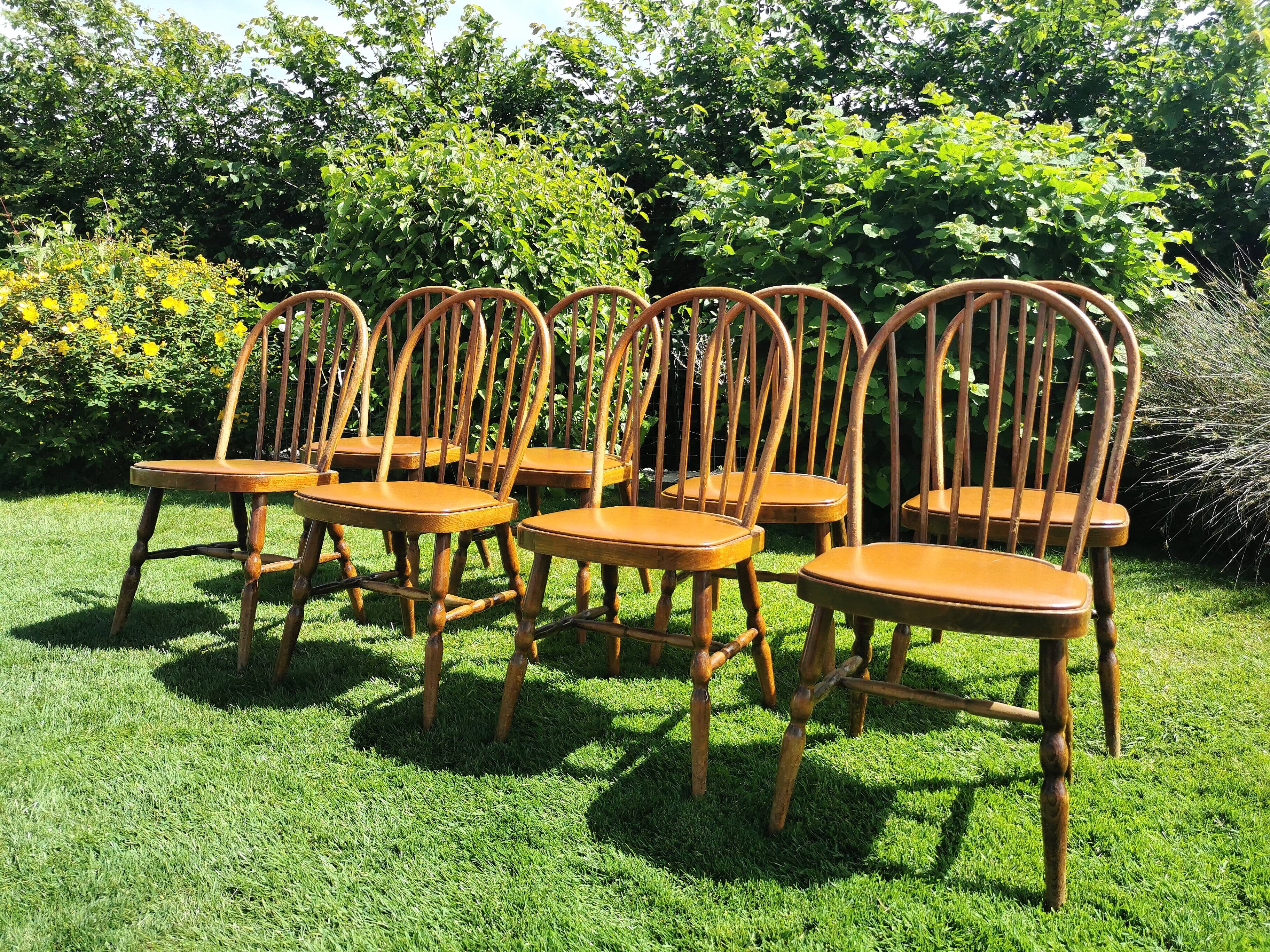Set of 8 Baumann bistro chairs