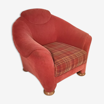 Chaise club en tissu rouge