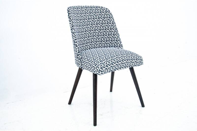 Scallop chair, Poland, 1960s. After renovation.