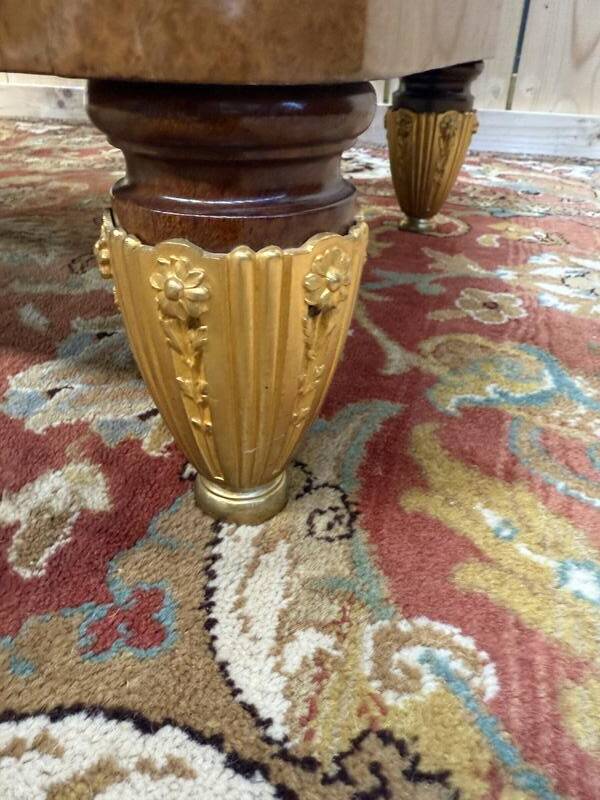 Buffet de style Louis Louis XVI en marqueterie