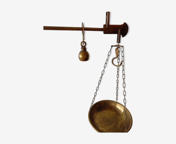 Ancienne balance romaine en laiton