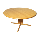 Moller dining table