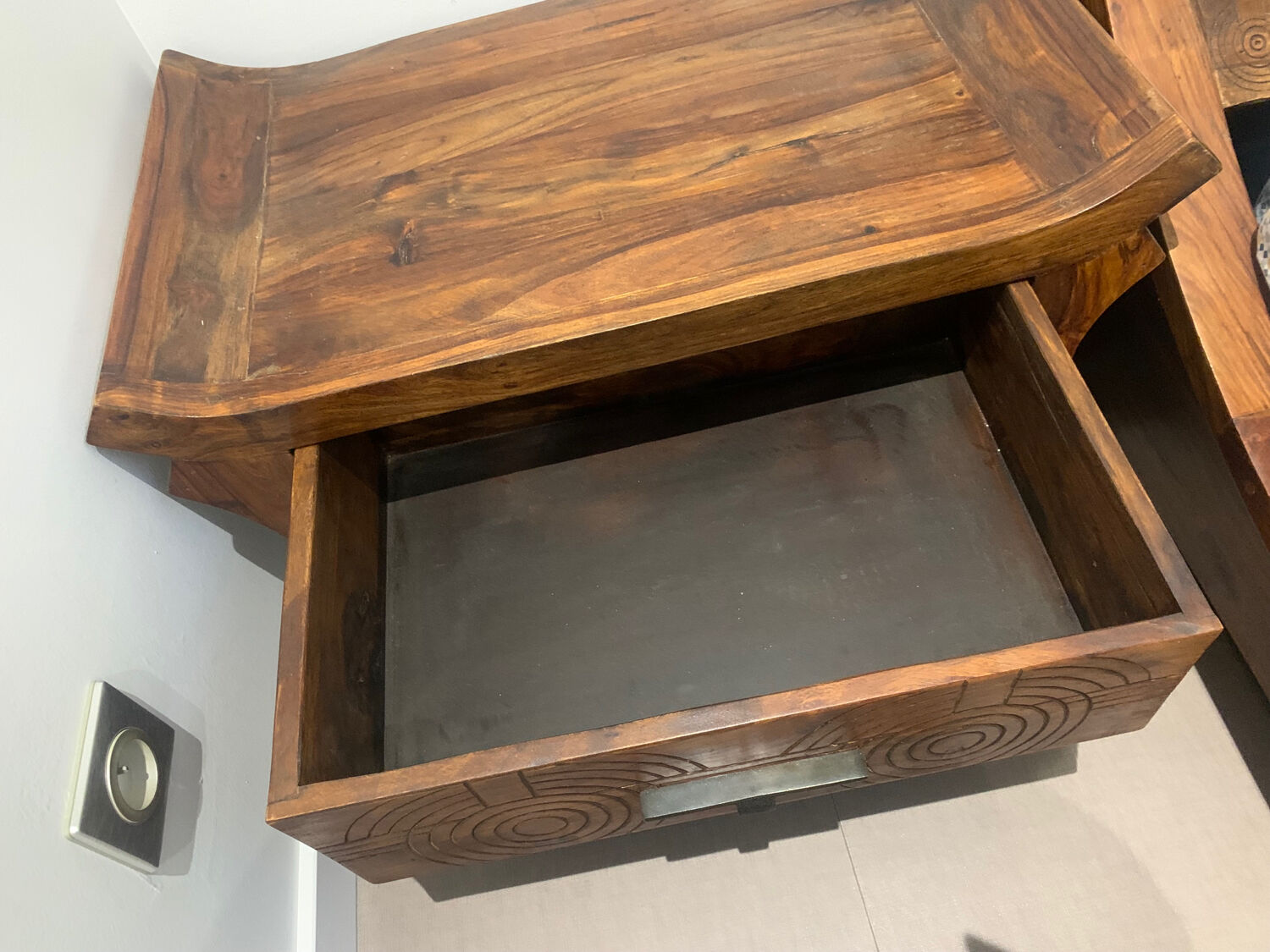 Bed and bedside tables