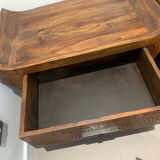 Lit et tables de chevet