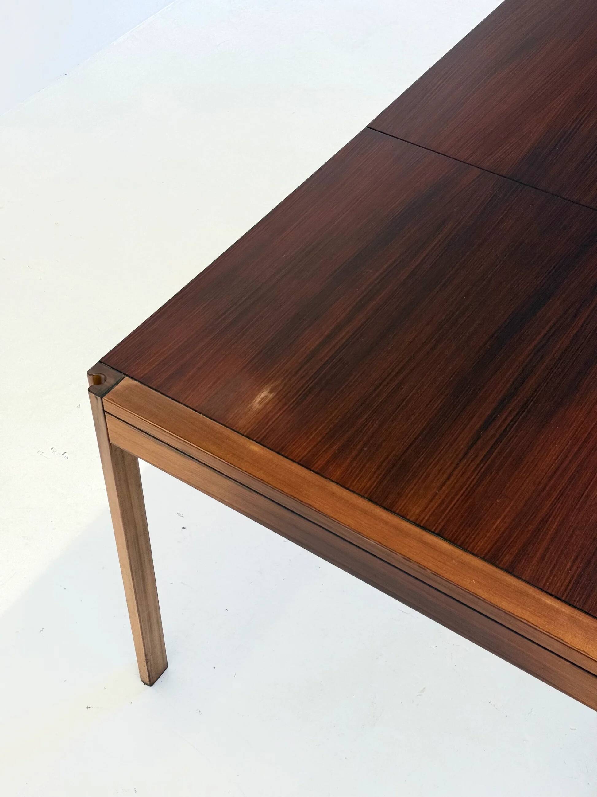 4D wooden vintage dining table by Angelo Mangiarotti for Molteni