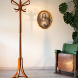 Baumann curved wooden parrot coat rack