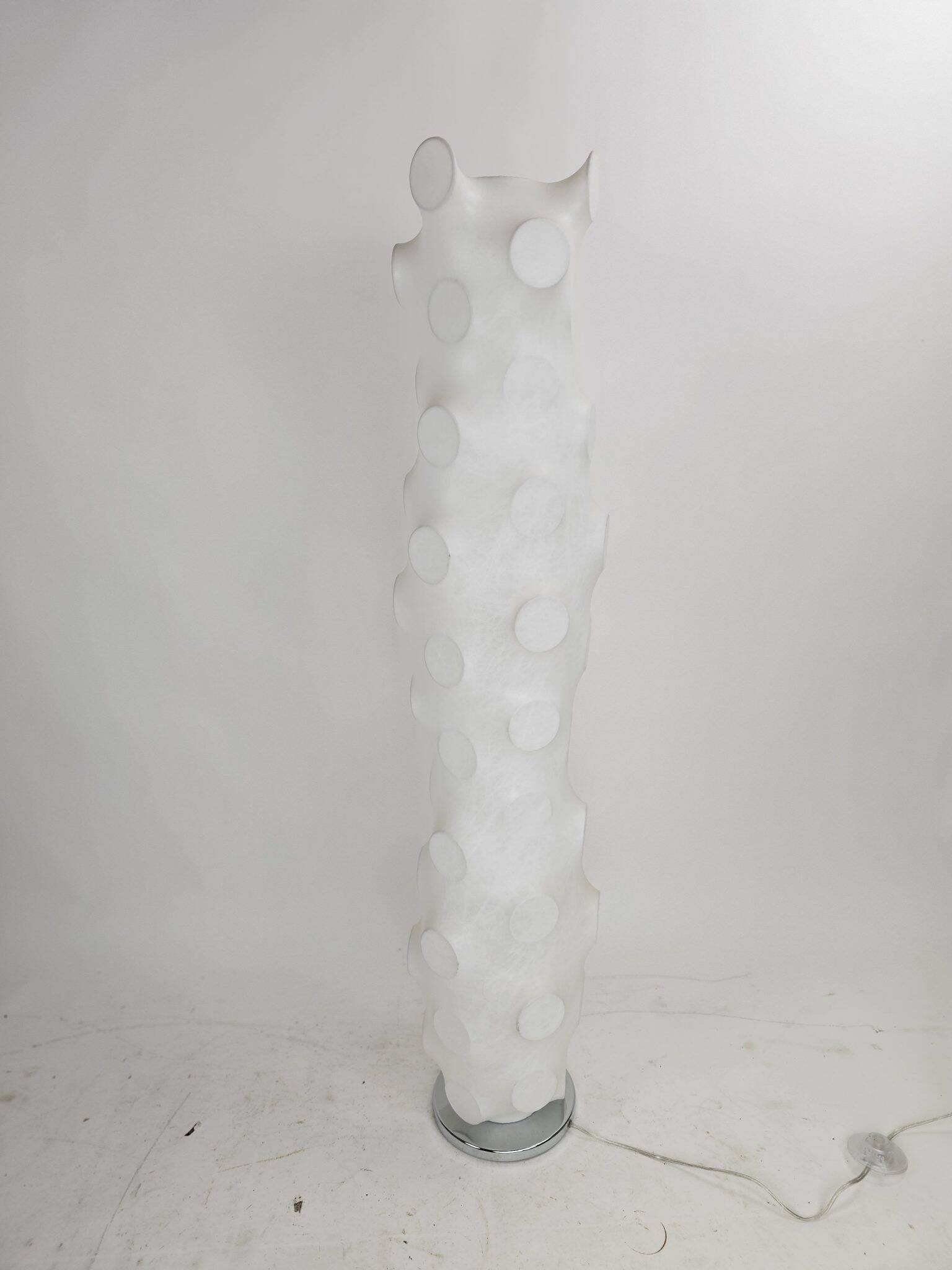 Cocoon floor lamp