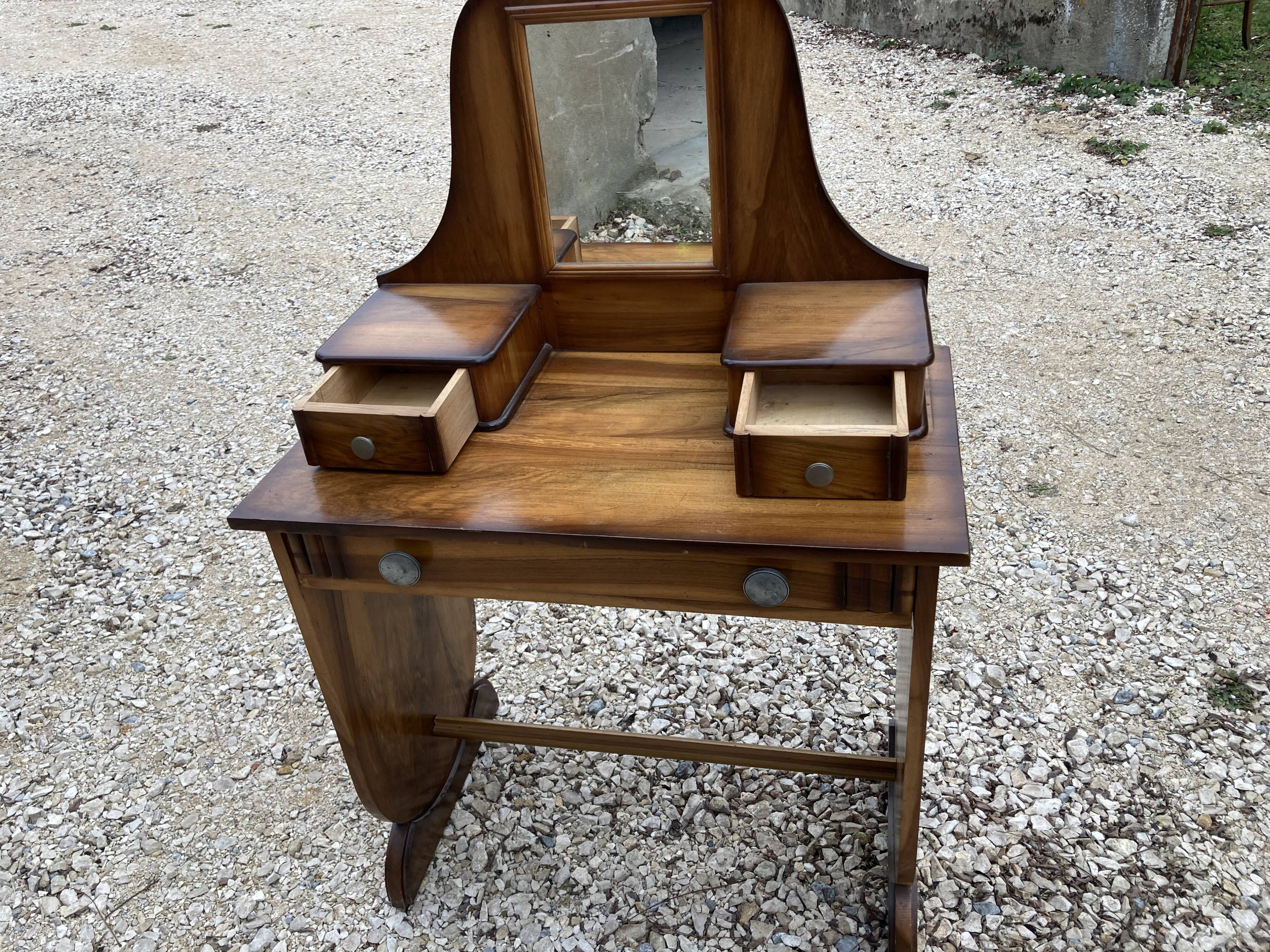 Art Deco dressing table