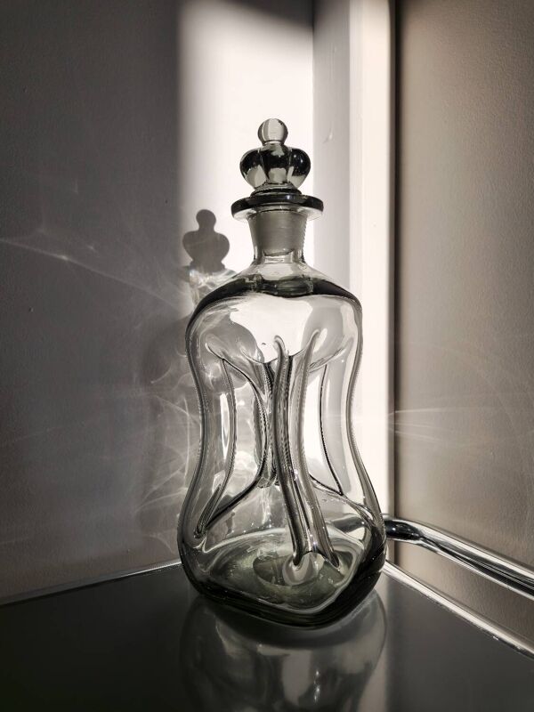 Carafe vintage forme libre