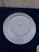 Plat rond en porcelaine U M L diam 31 cm