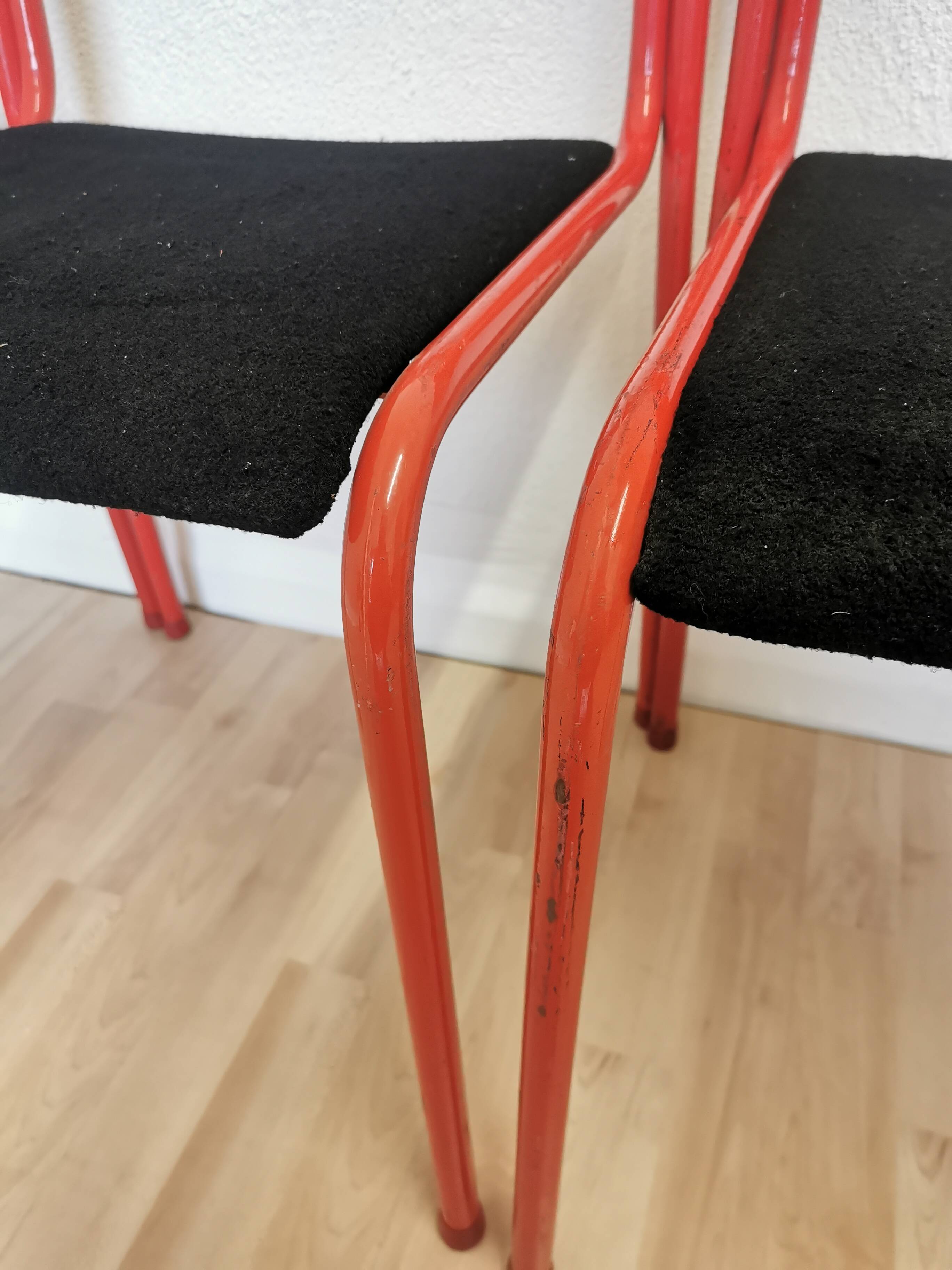 Set of 4 1970s Red & Black Metal Chair: Space Age Stackable Dining Chair