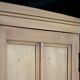 Authentique armoire parisienne des années 40. Remise au propre