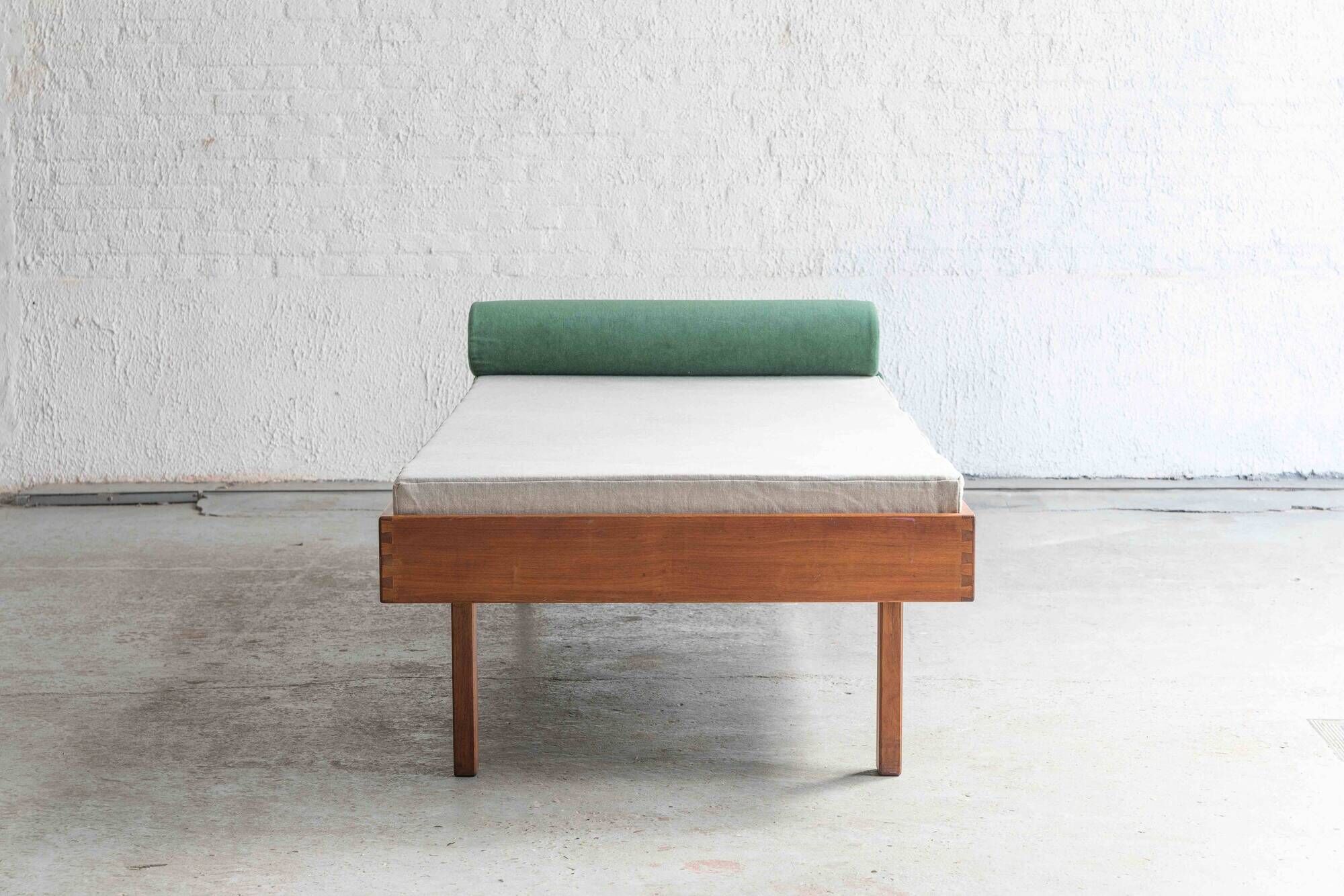 Modernist daybed by Jos De Mey for Van den Berghe - Pauvers, Belgium, 1963