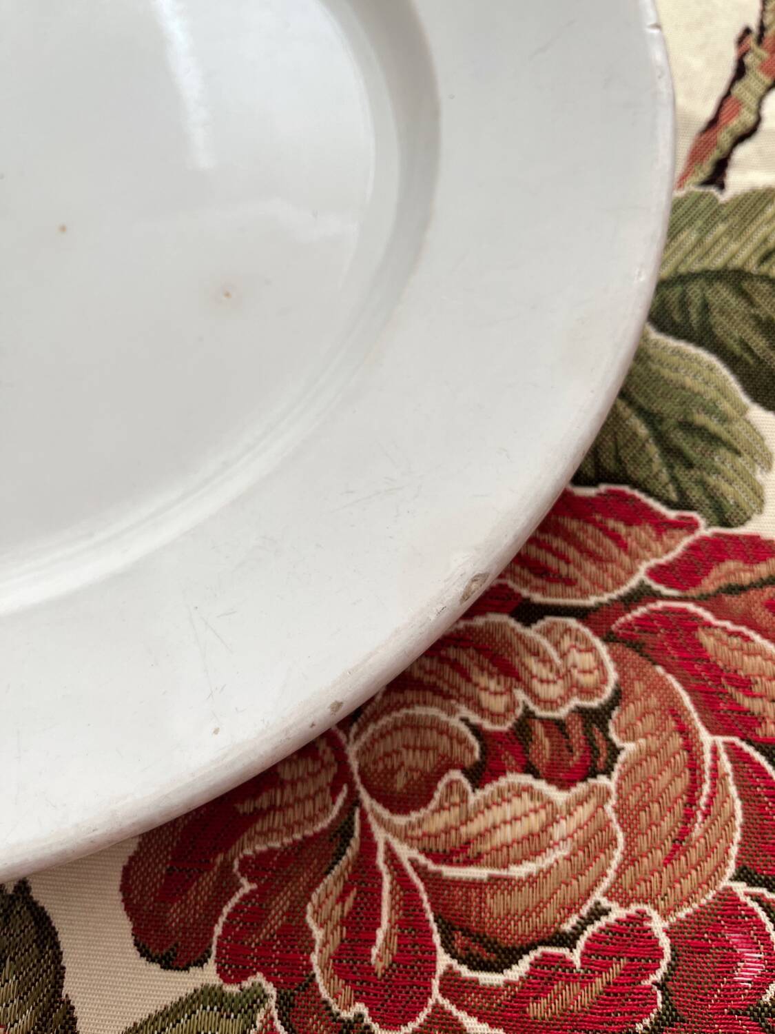 Round white ironstone dish from Creil and Montereau