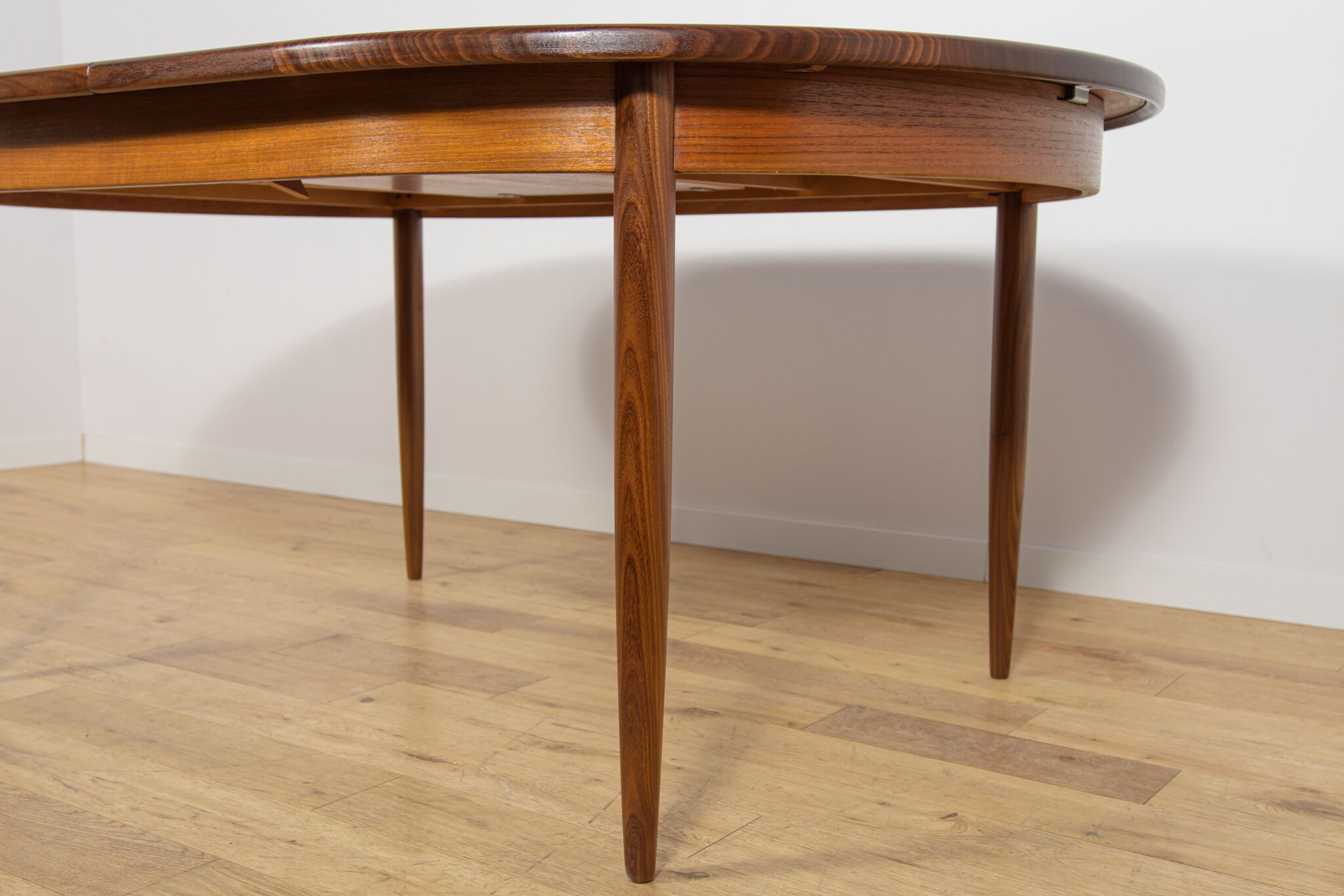 Mid-Century Oval Teak Extending Dining Table from G-Plan, United Kingdom, 1960s