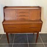 Scandinavian in vintage Danish teak from the 60s