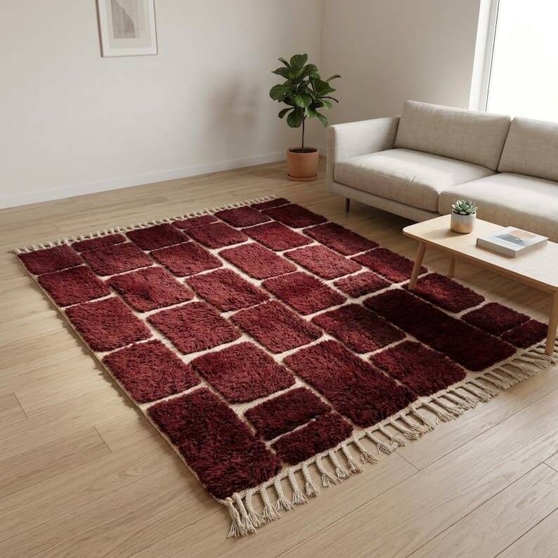 Beni Ouraine carpet in traditional custom-made wool, burgundy 1.5/2.5 m.